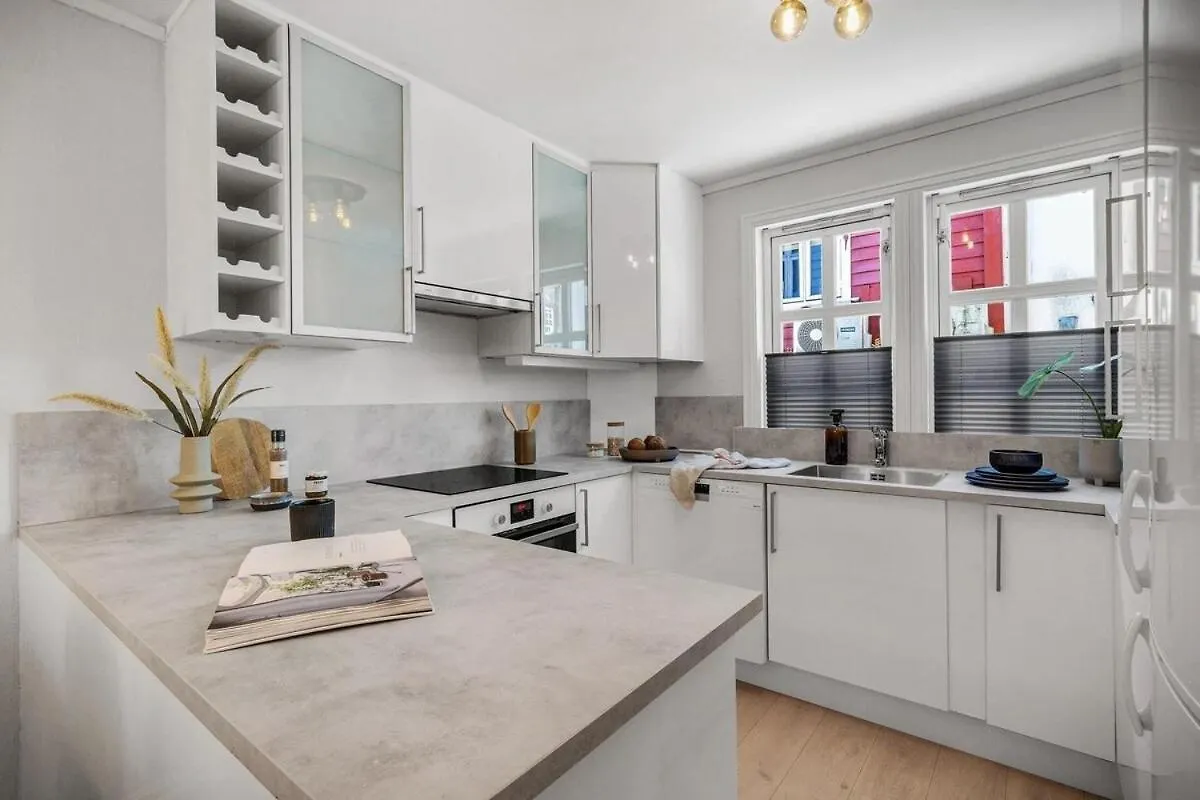Cozy City Apartment In Bergen Sentrum 5 Bedrooms