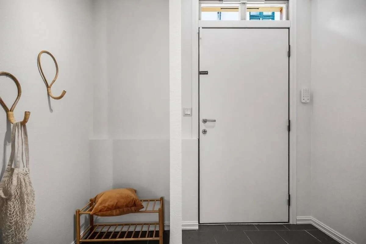 Cozy City Apartment In Bergen Sentrum 5 Bedrooms