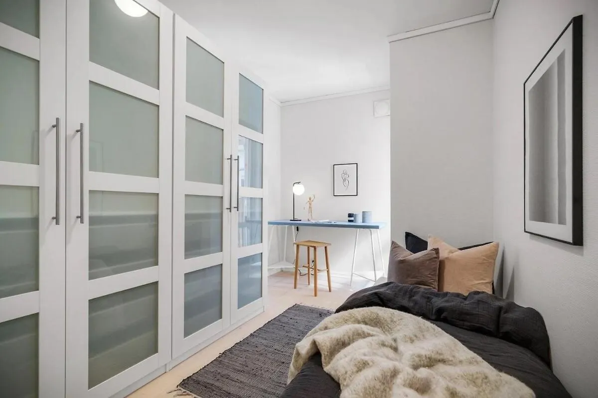 Cozy City Apartment In Bergen Sentrum 5 Bedrooms