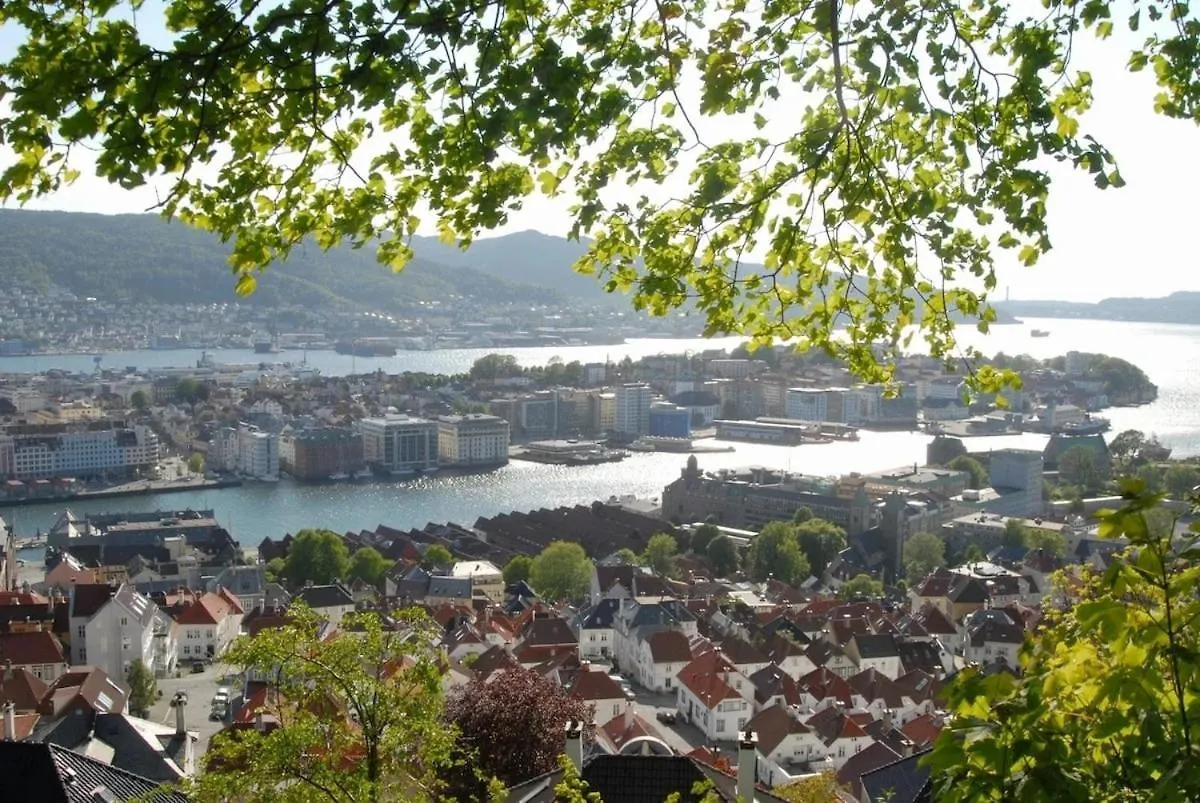 Cozy City Apartment In Bergen Sentrum 5 Bedrooms 0*,  النرويج